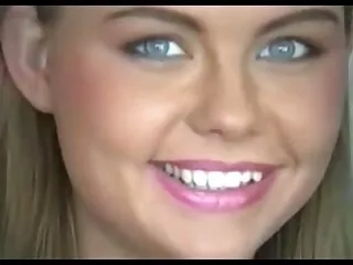 Cutie Christy Mack azt akarja, hogy mélyen a szűk erotikus film online seggében