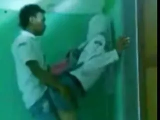 Fekete doktor baszik nagyszamú MILF-et rövid magyarul beszélő pornó hajjal